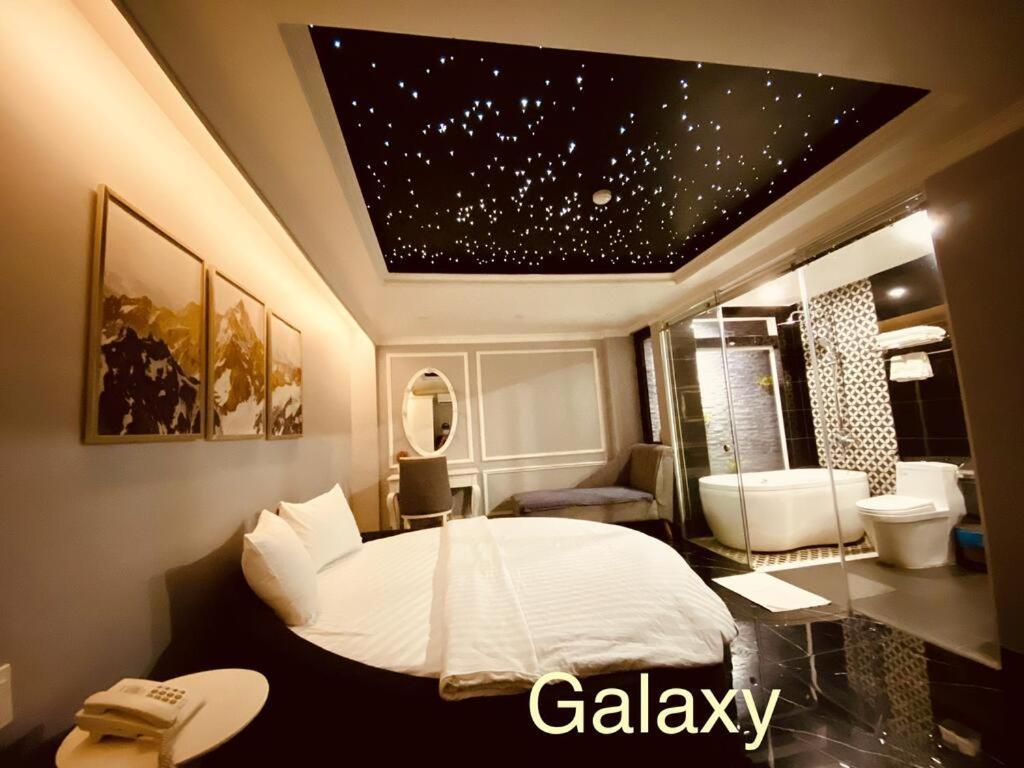Sach Hotel Хошимин Экстерьер фото